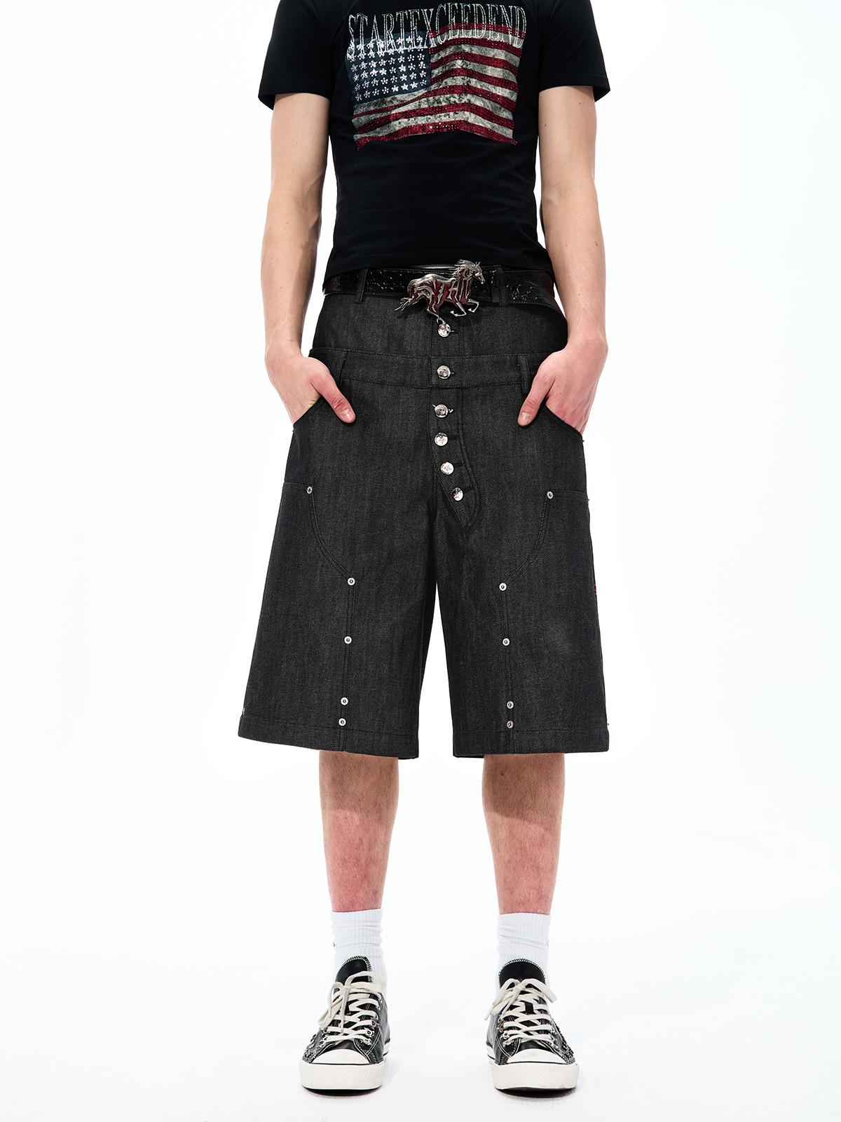 EMBROIDERED MUSICAL NOTE DOUBLE WAISTBAND JORTS