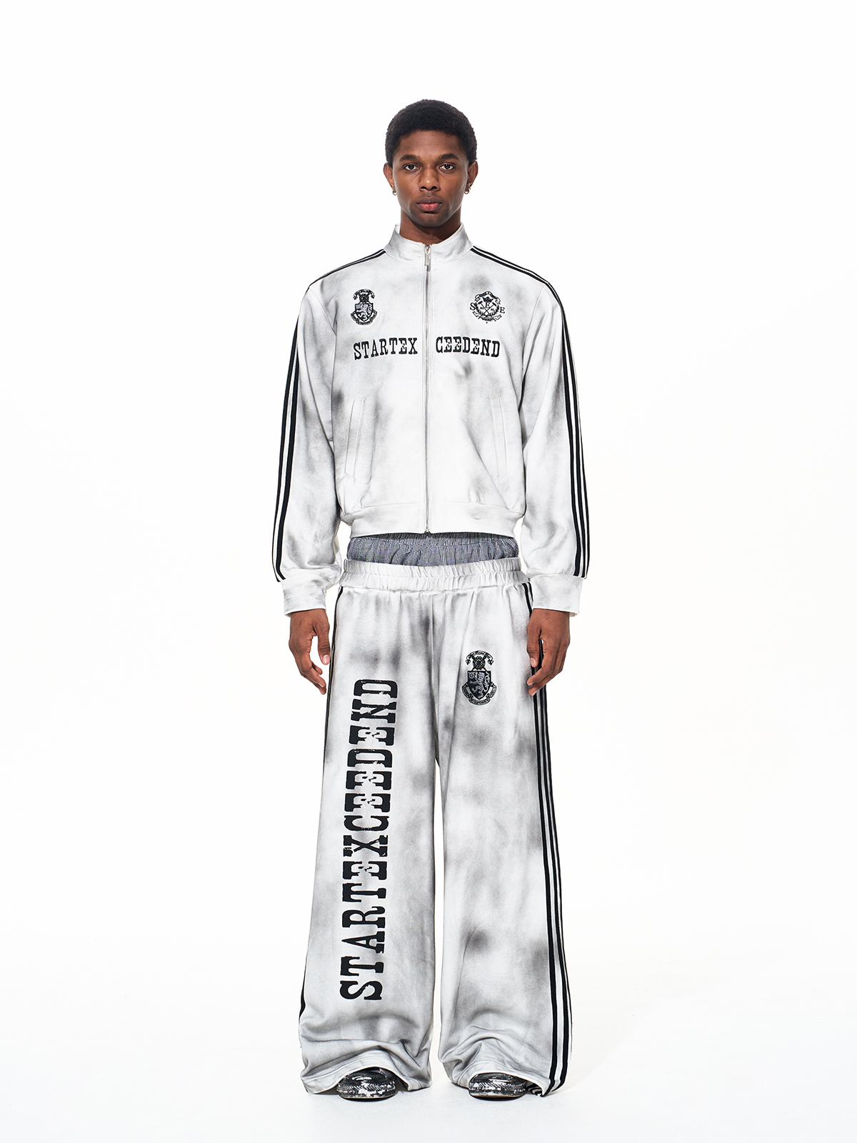 DIRTY WASH 4-STRIPE TRACK SUIT SET - WHITE