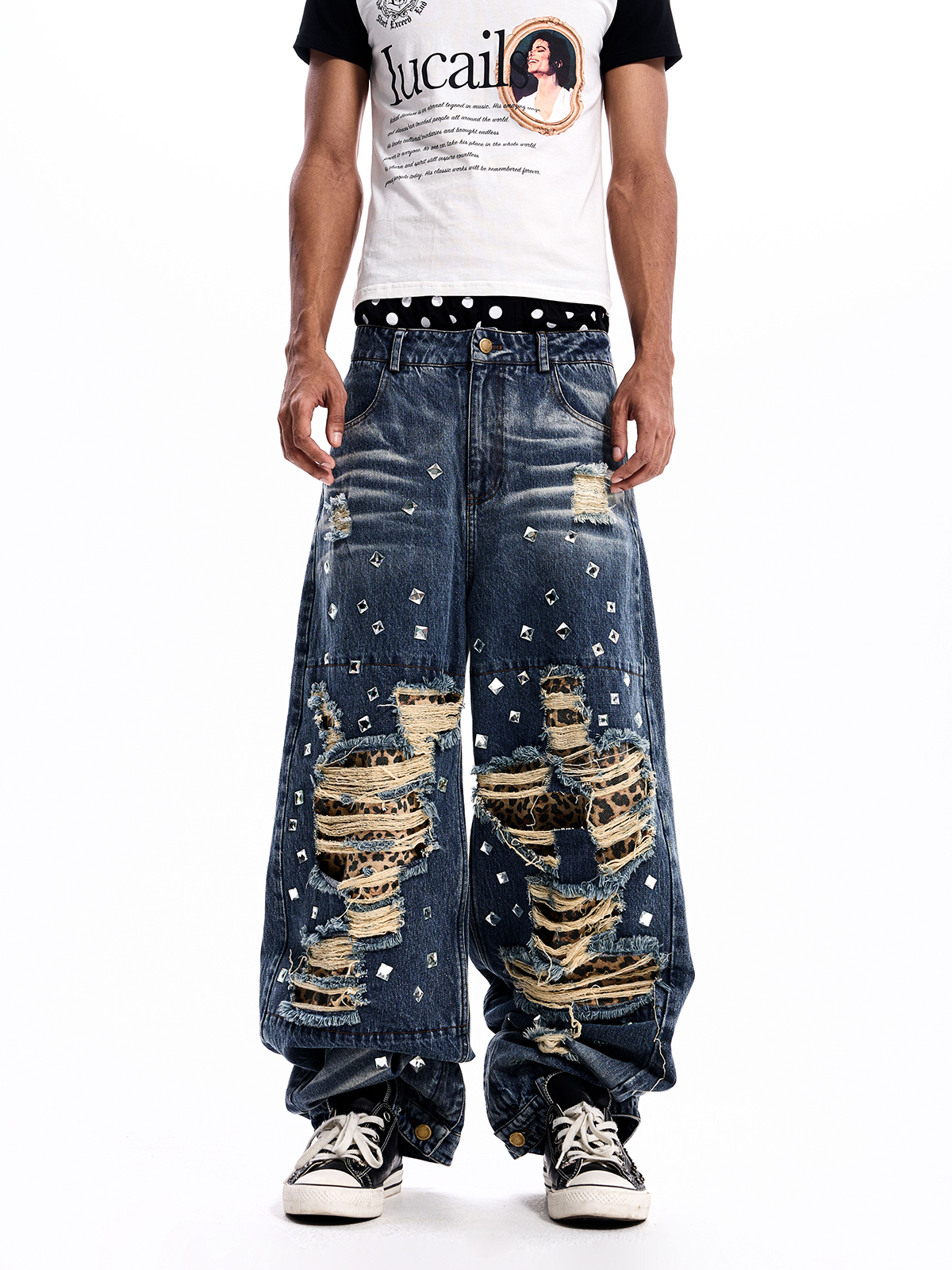LEOPARD PATCH DISTRESSED BAGGY JEANS