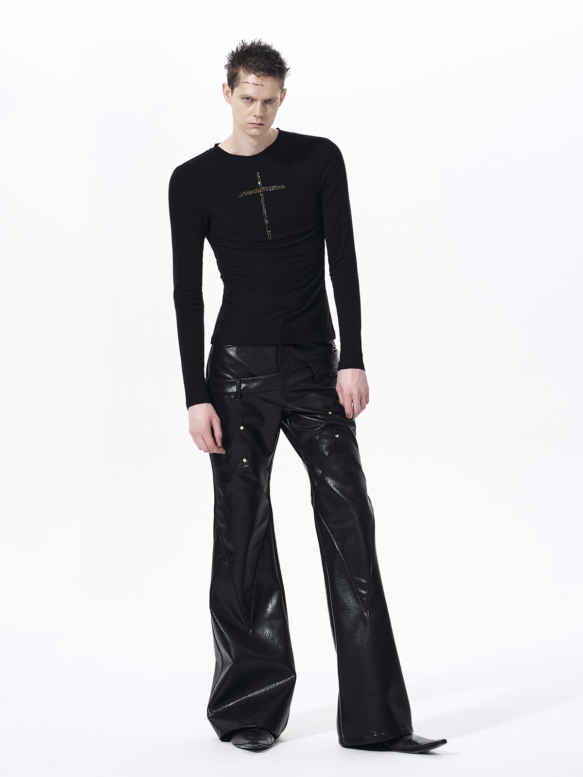 RHINESTONE CROSS LONG SLEEVE TEE