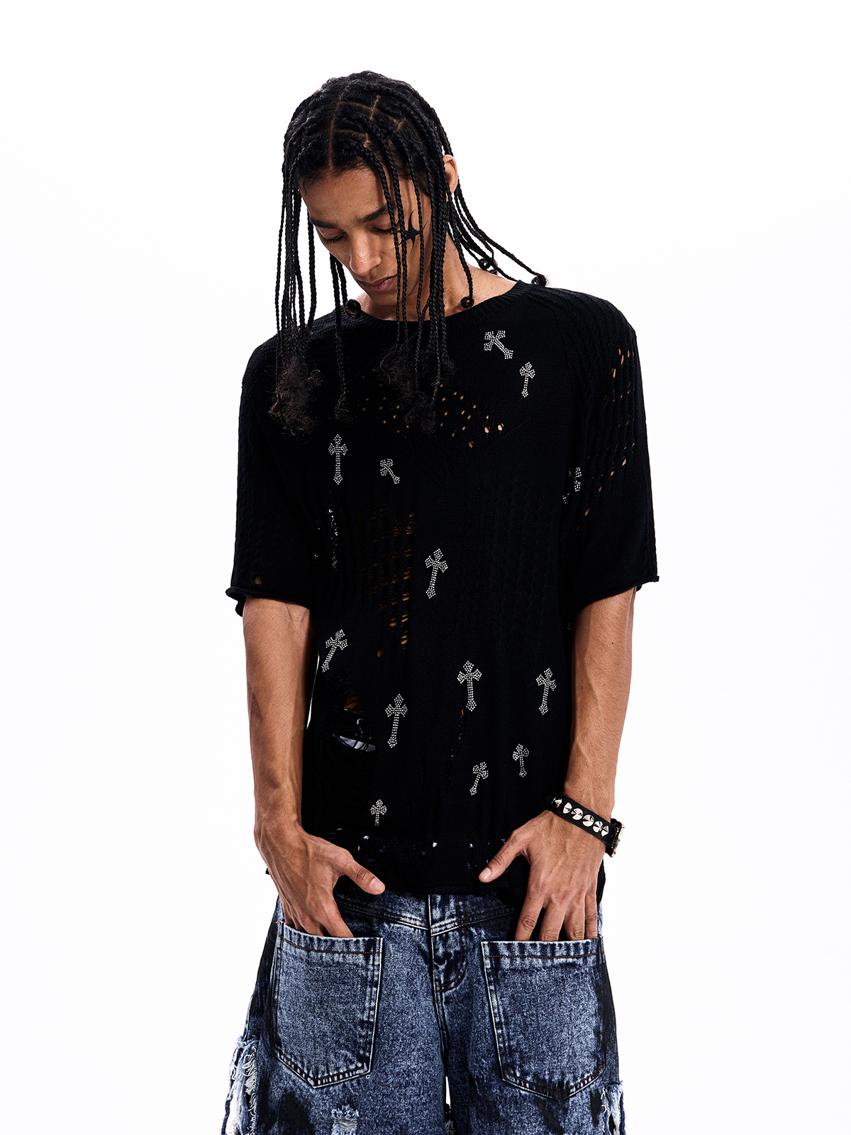 BLACK DISTRESSED CROSS KNIT TEE