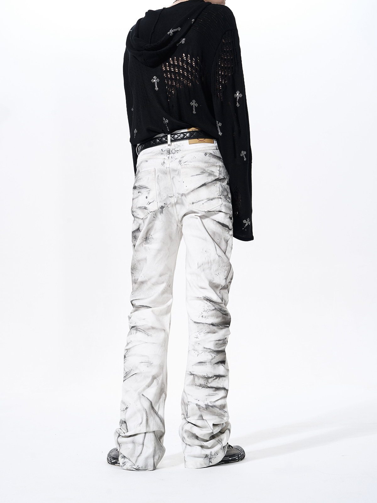 ABSTRACT TIE-DYE 3D WRINKLED CURVED DENIM