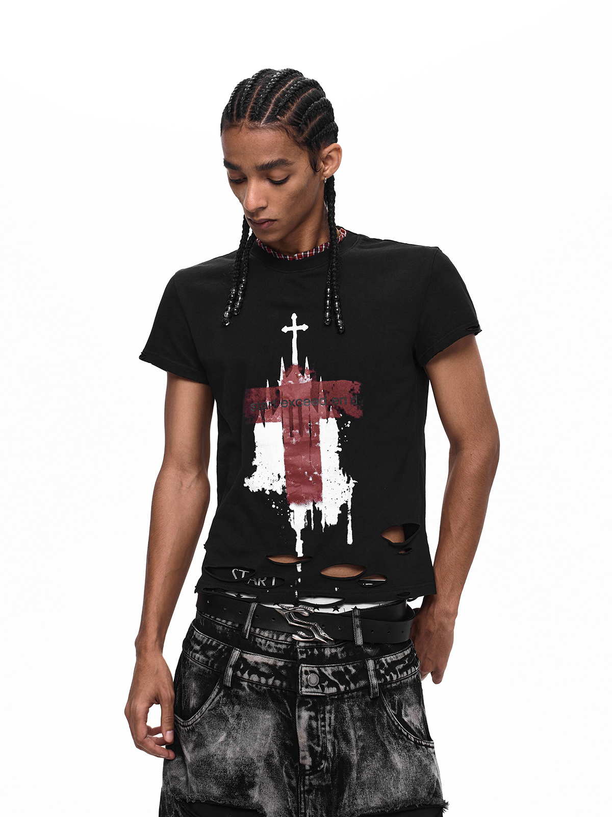 DISTRESSED GOTHIC CROSS PLAID-COLLAR TEE