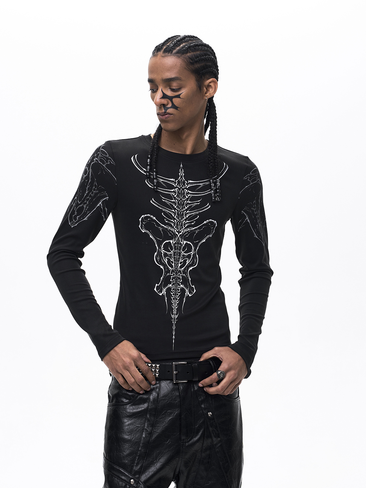 HORSE SKULL GRAPHIC LONG SLEEVE T-SHIRT