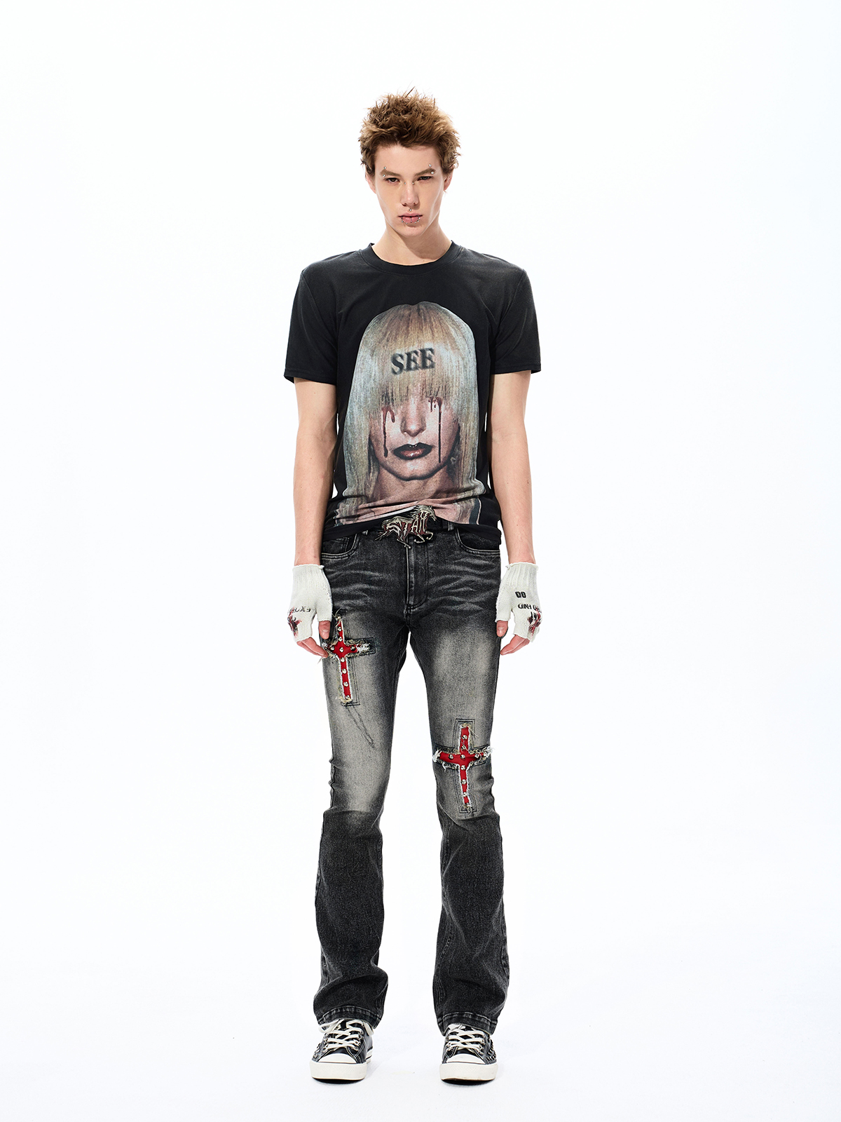 VINTAGE WASH VISUAL KEI PORTRAIT GRAPHIC TEE