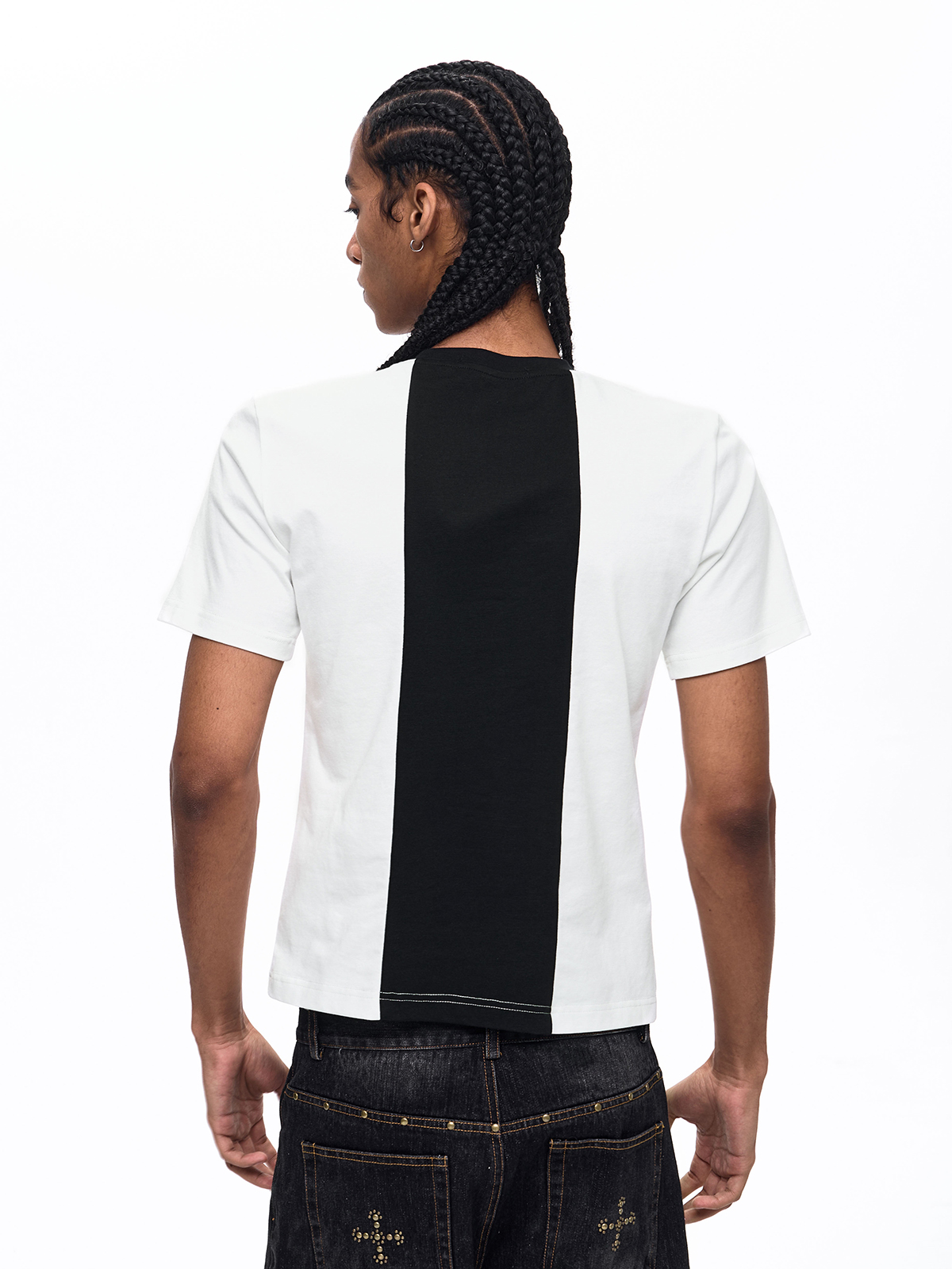 CURSIVE EMBROIDERY 3-STRIPE COLOR BLOCK TEE