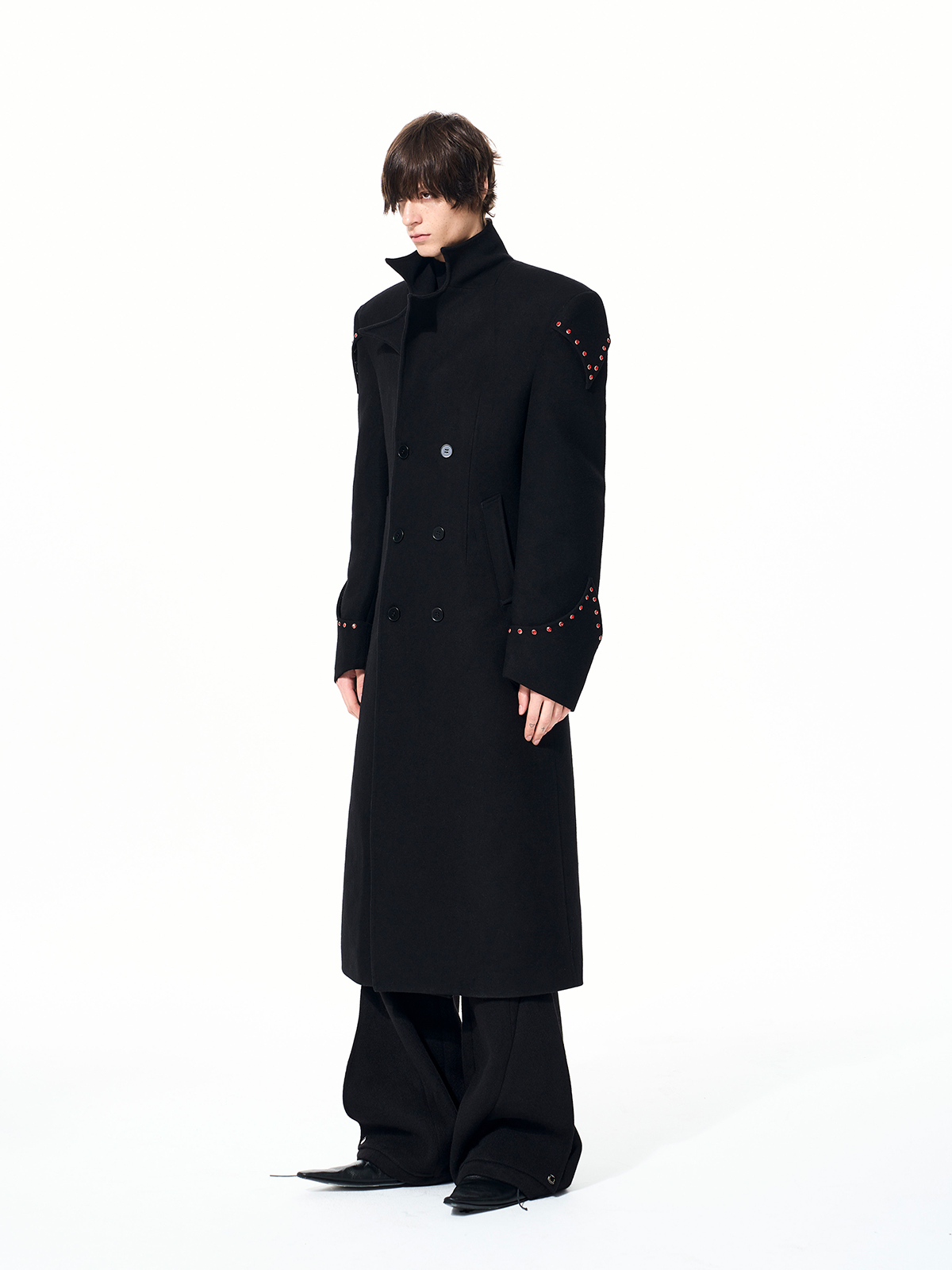 NOCTURNAL BLOOD-STUD STRUCTURED COAT