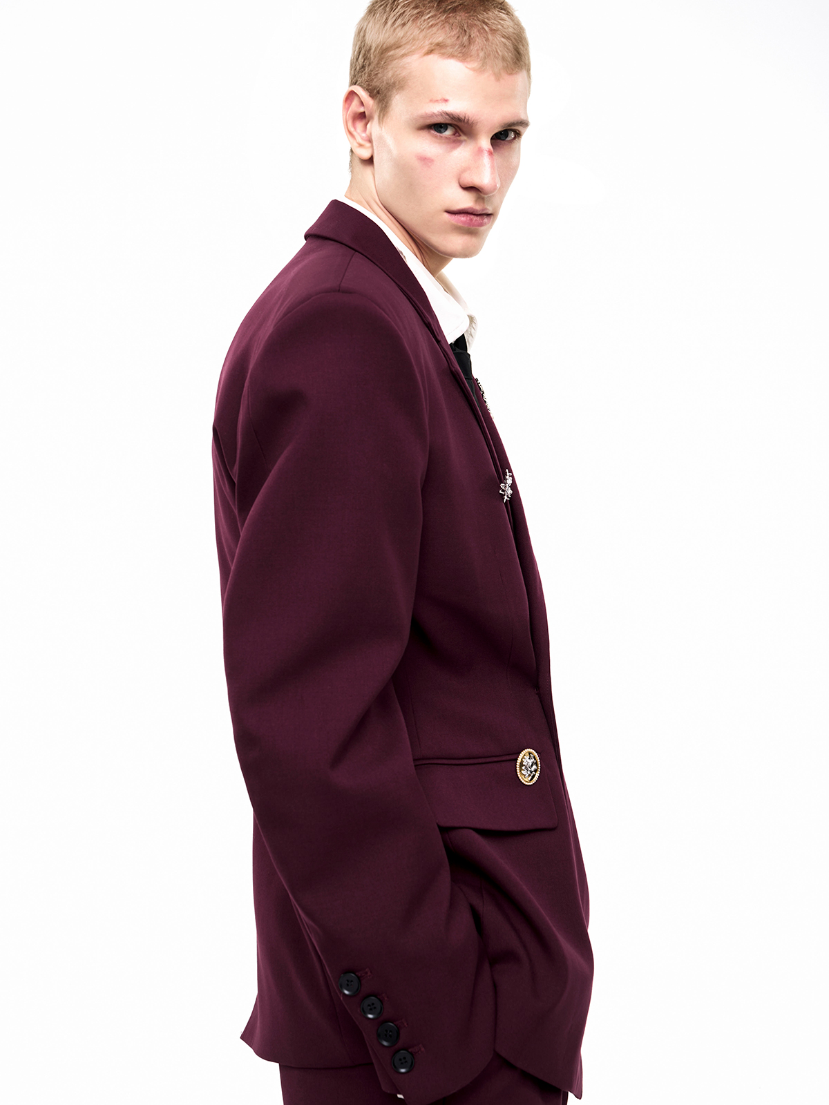 SCULPTED BROOCH-EMBELLISHED SUIT SET-BURGUNDY