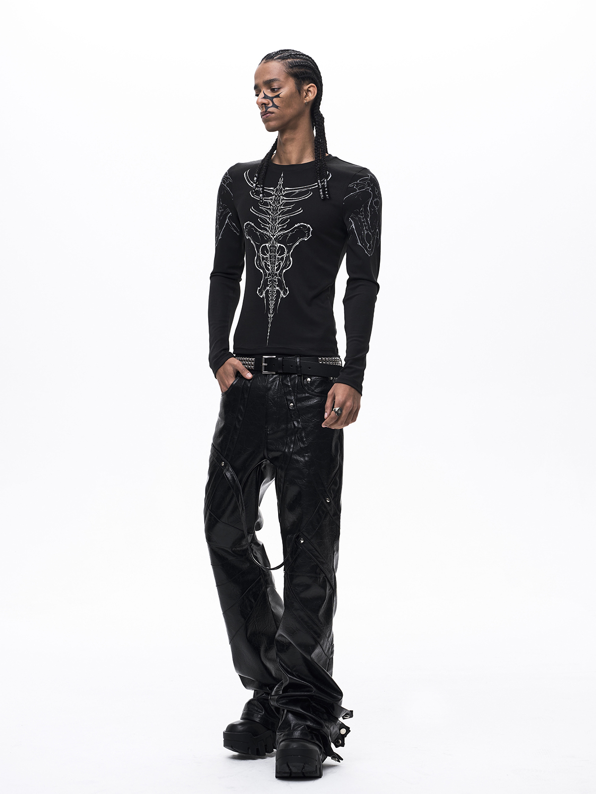 HORSE SKULL GRAPHIC LONG SLEEVE T-SHIRT