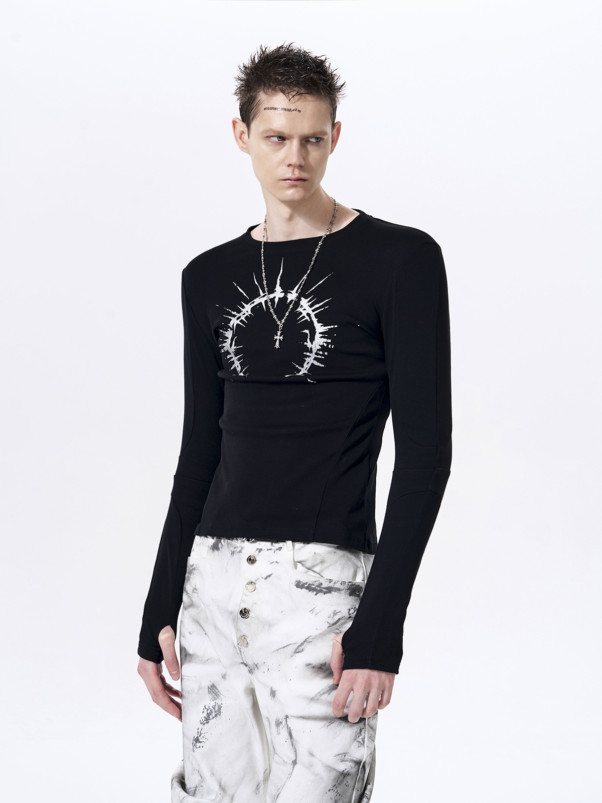 METALLIC HALO GRAPHIC THUMBHOLE LONGSLEEVE-BLACK