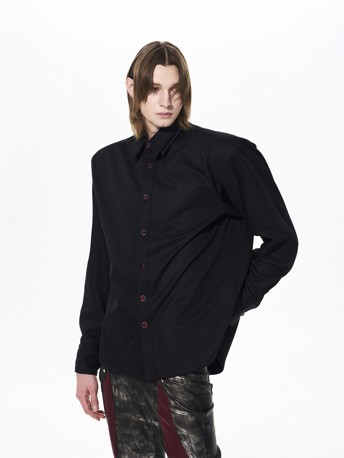 DOUBLE-COLLAR GEM-BUTTON STRUCTURED SHIRT-BLACK