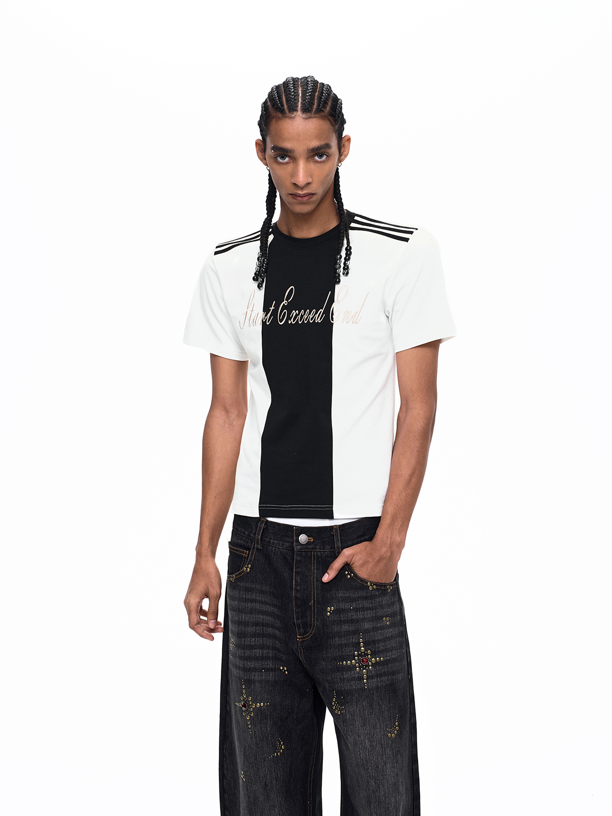 CURSIVE EMBROIDERY 3-STRIPE COLOR BLOCK TEE