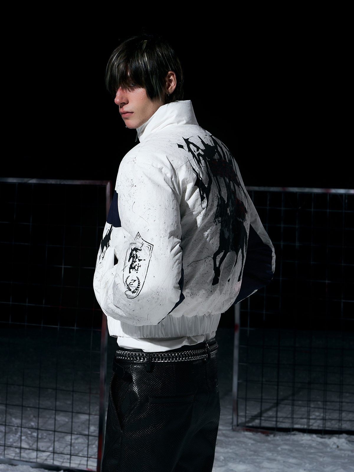 WHITE & NAVY GRAFFITI SPLATTER BOMBER WITH KNIGHT PRINT