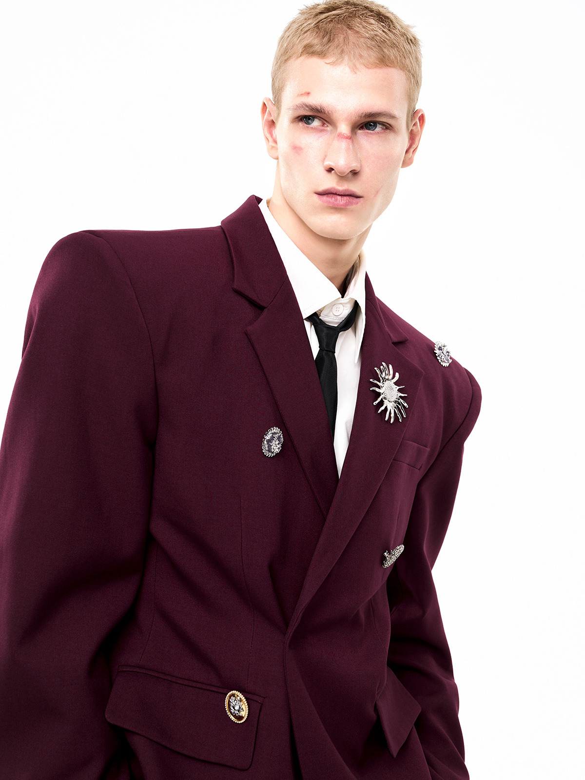 SCULPTED BROOCH-EMBELLISHED SUIT SET-BURGUNDY