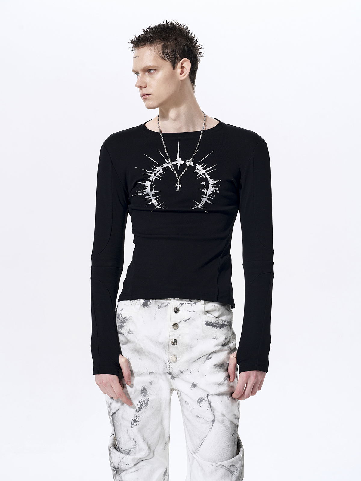 METALLIC HALO GRAPHIC THUMBHOLE LONGSLEEVE-BLACK