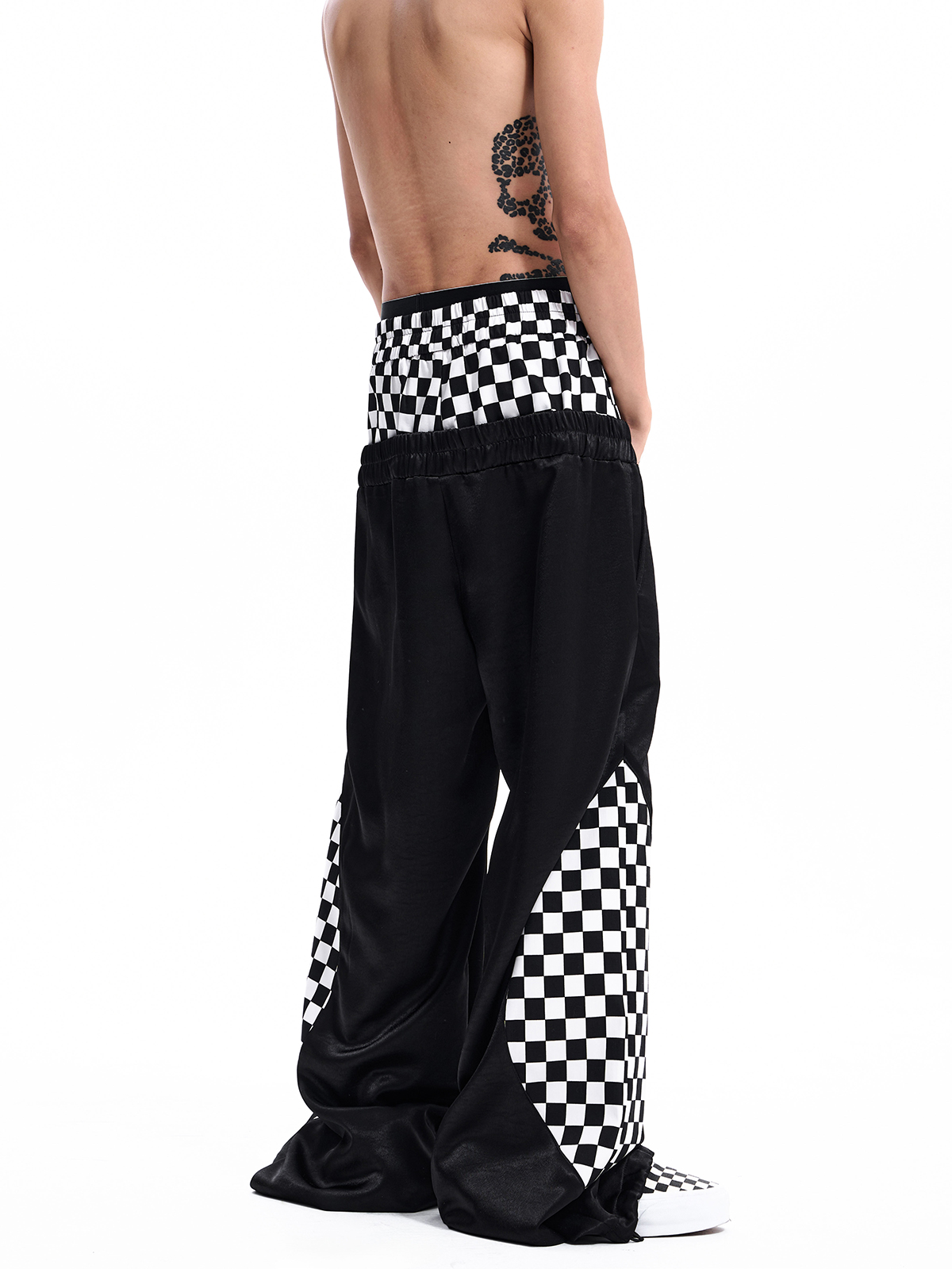 CHECKERBOARD DOUBLE WAIST TRACK PANTS-BLACK