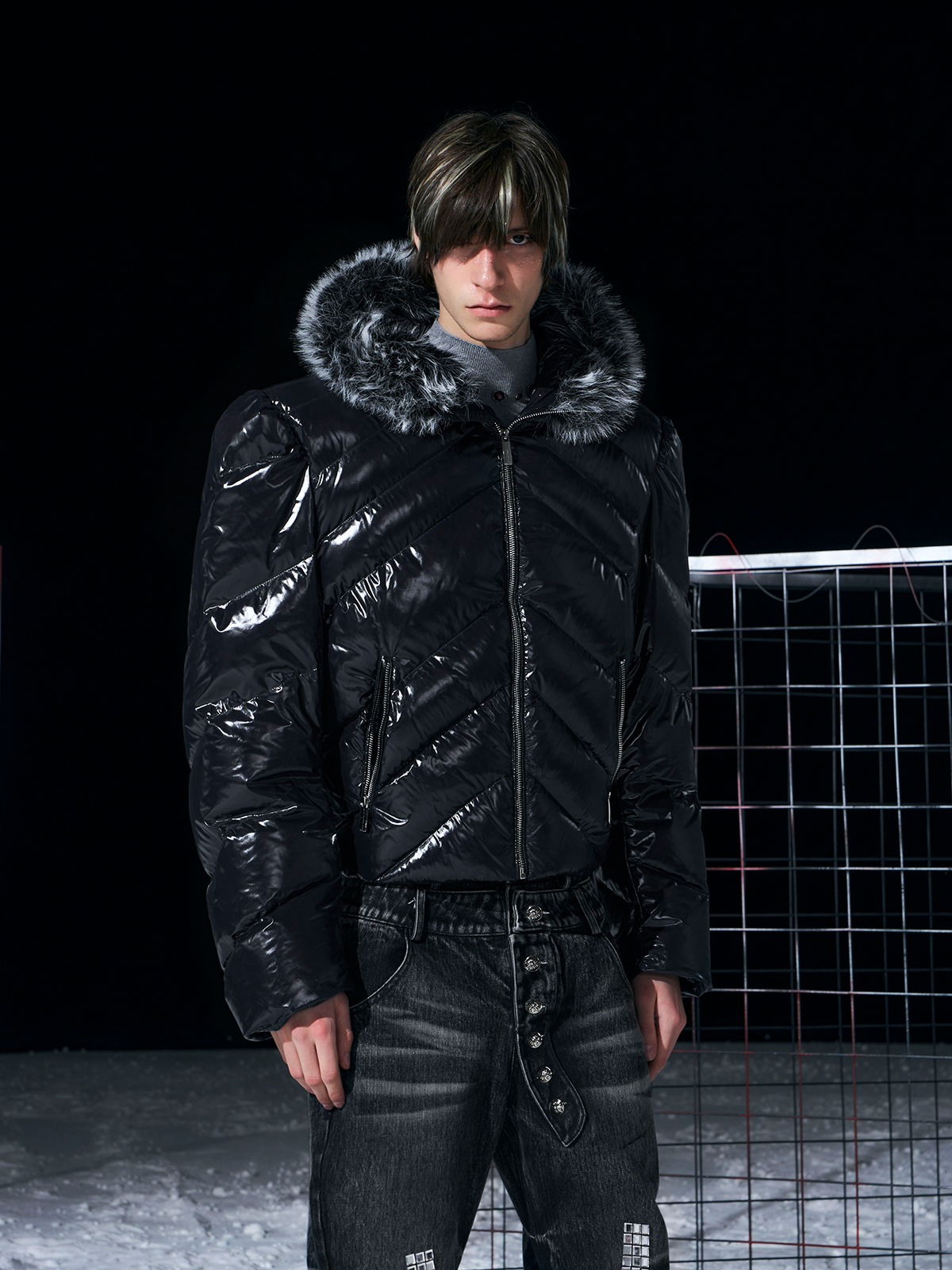 GLOSSY BLACK CHEVRON PUFFER WITH FAUX FUR HOOD