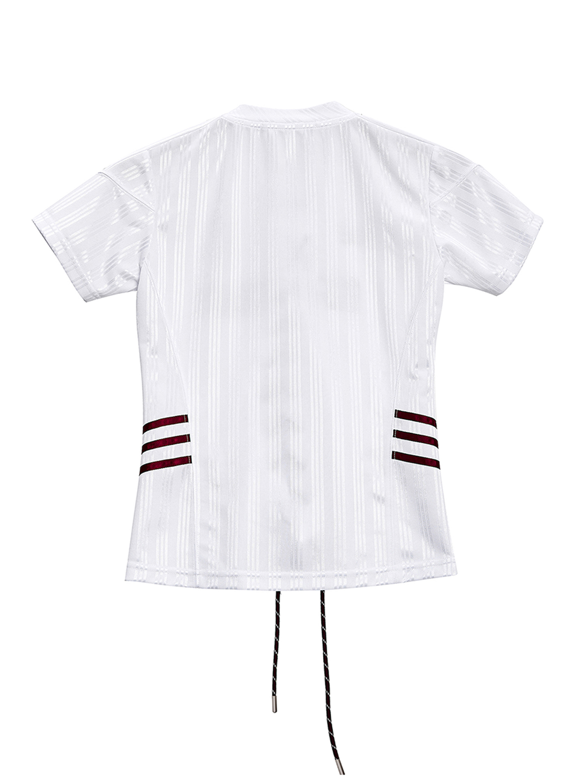 LACE-UP CREST GRAPHIC TEE