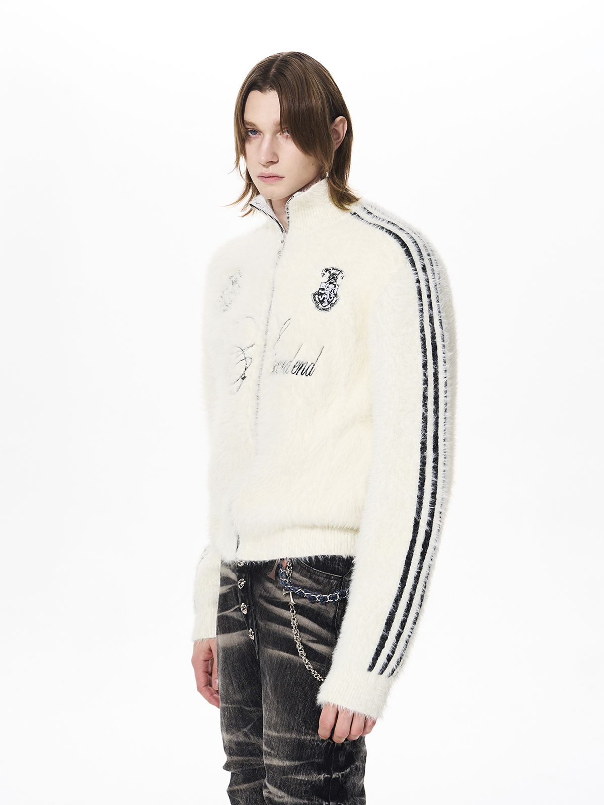 FUZZY CREST ZIP KNIT-WHITE