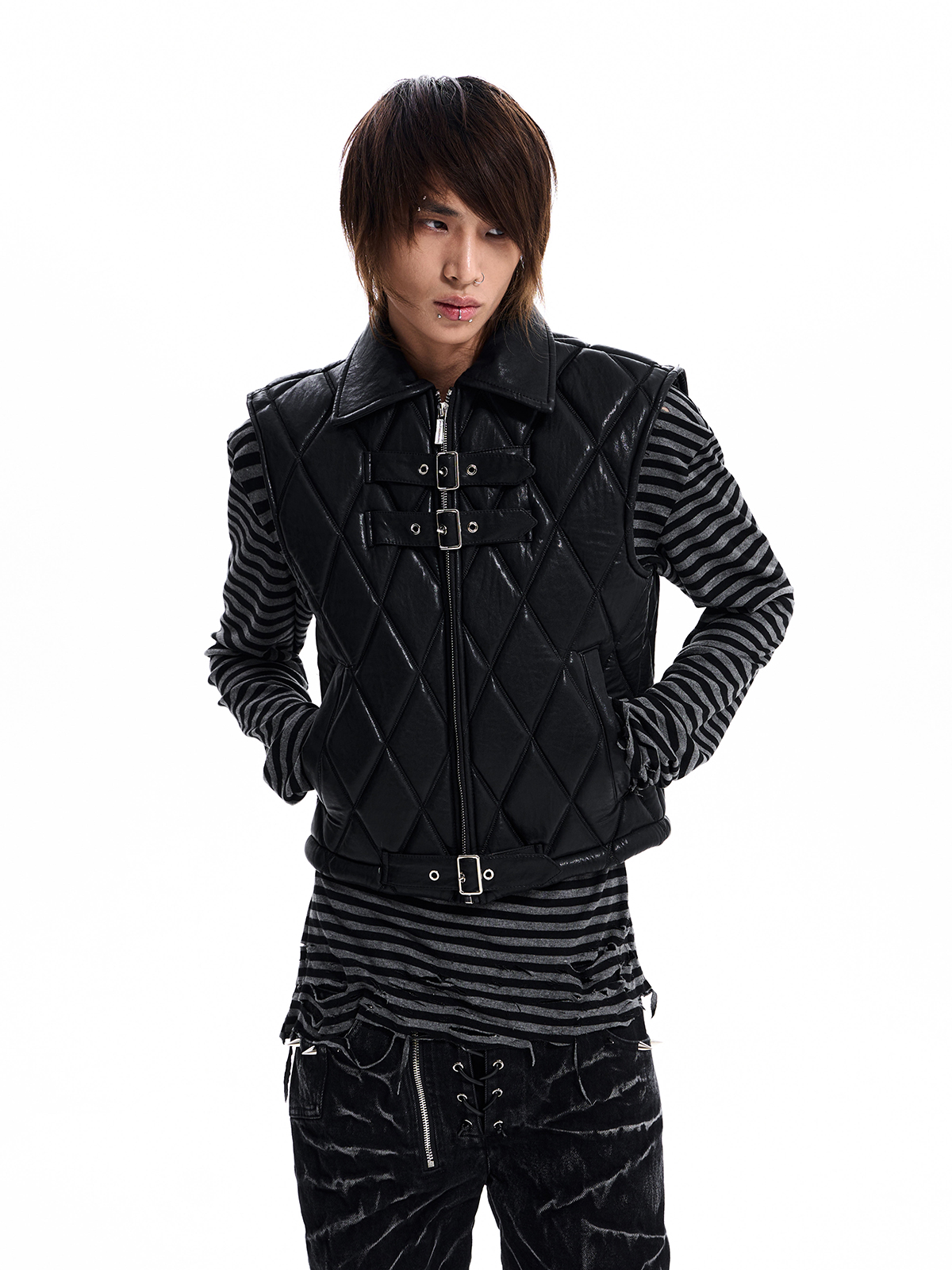 DIAMOND STRAPPED CROPPED VEST