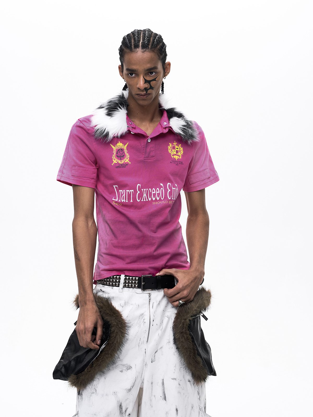 MUD WASH DISTRESSED FUR COLLAR T-SHIRT-ROSE RED