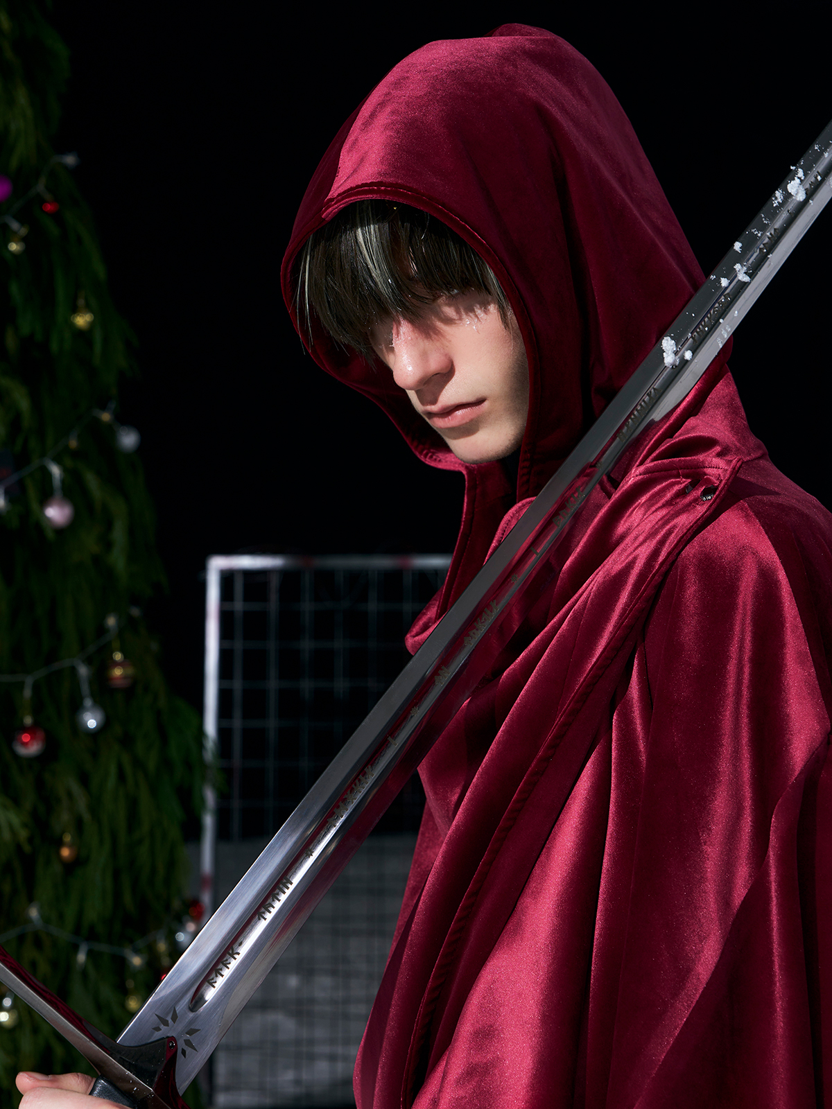 WARHORSE EMBROIDERED VELVET HOODED CLOAK-BURGUNDY