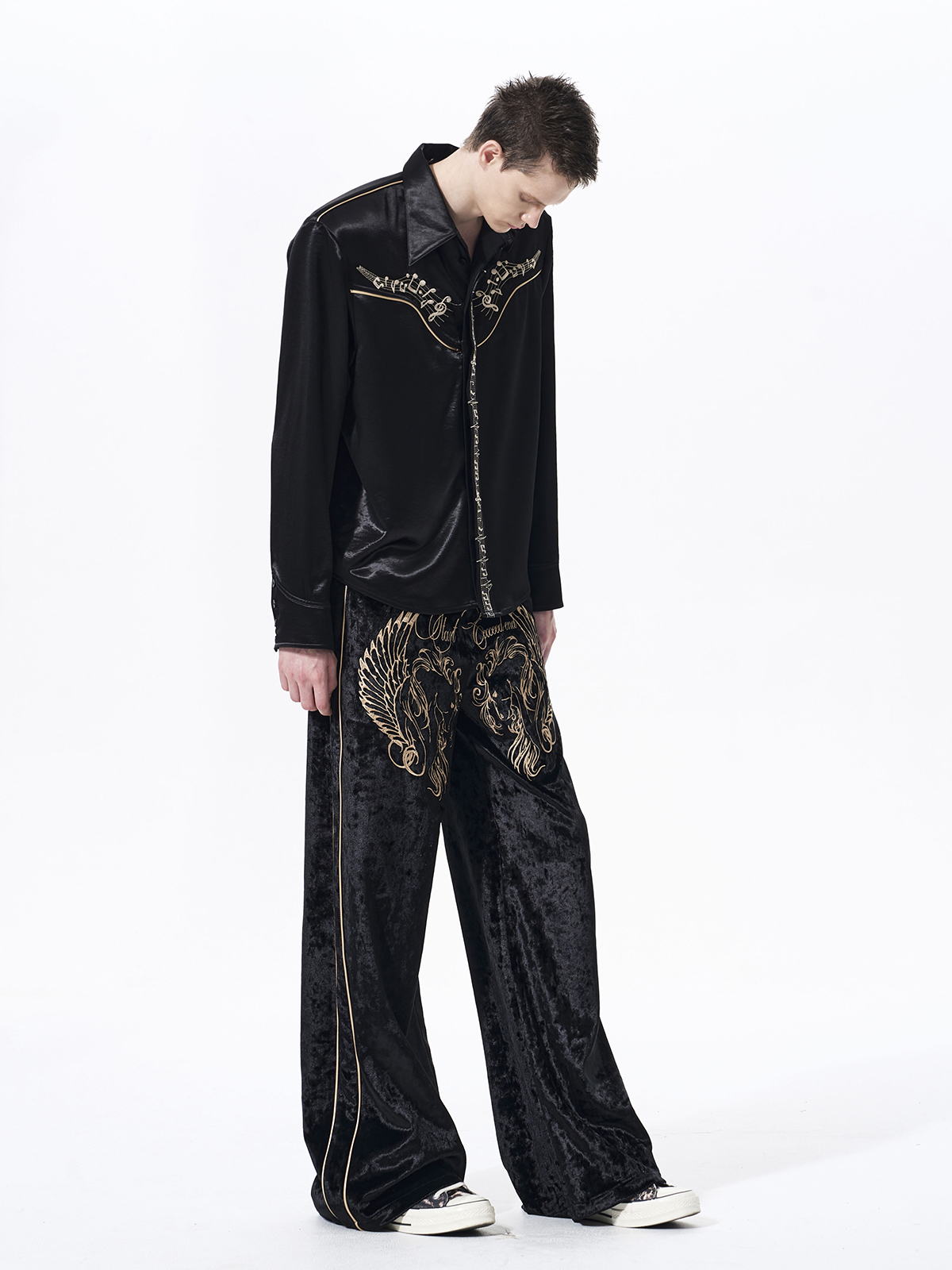 MUSICAL NOTE EMBROIDERED DRAPE SATIN SHIRT-BLACK