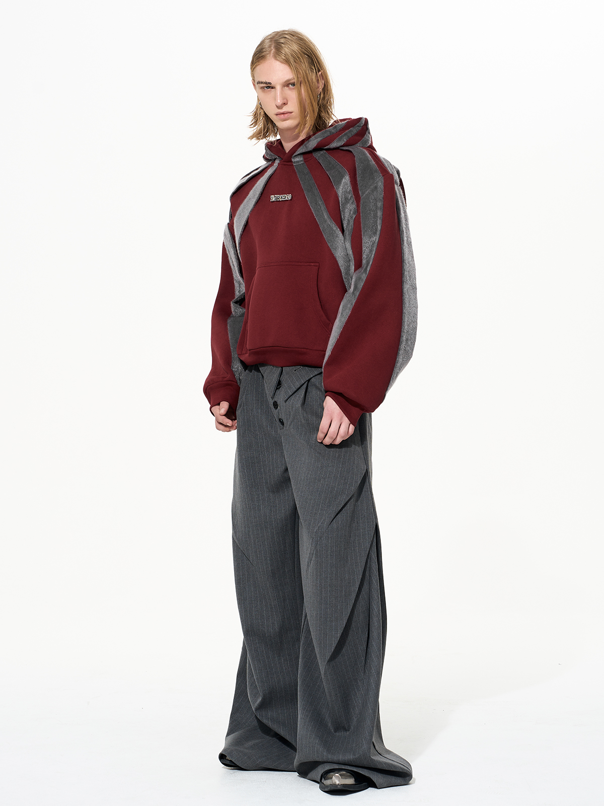 OXBLOOD WEB FUR CROPPED HOODIE