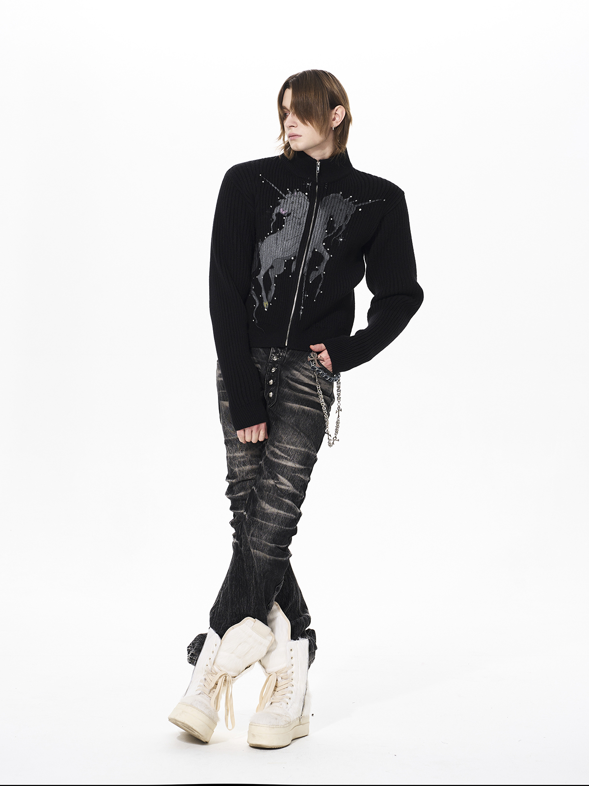 UNICORN GRAPHIC RIBBED ZIP-UP KNIT-BLACK