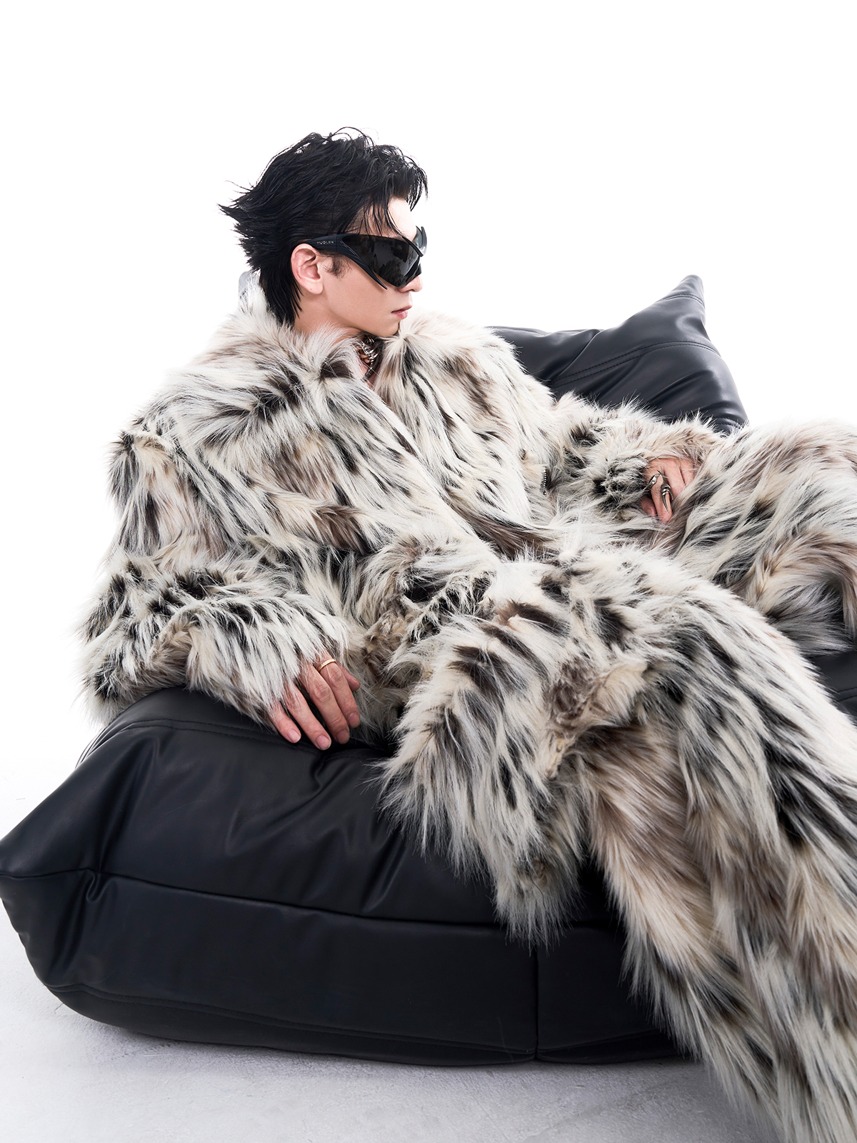 SNOW LEOPARD FAUX FUR SET-START EXCEED END