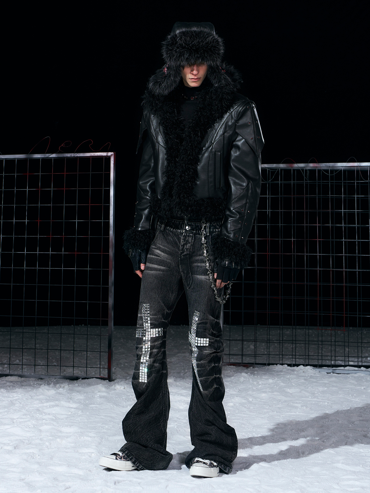 BLACK LEATHER FUR TRAPPER