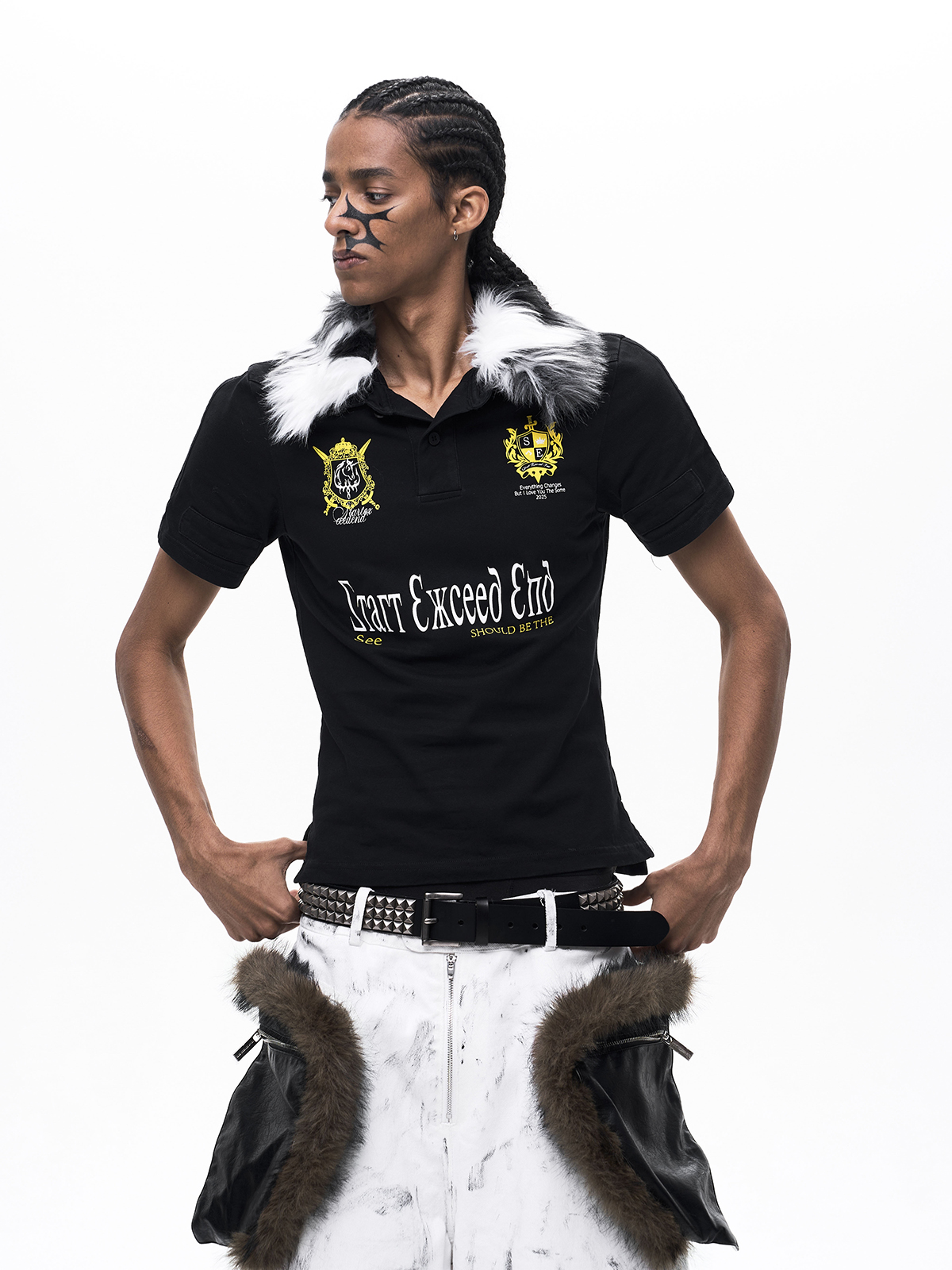 MUD WASH DISTRESSED FUR COLLAR T-SHIRT-WASHED BLACK