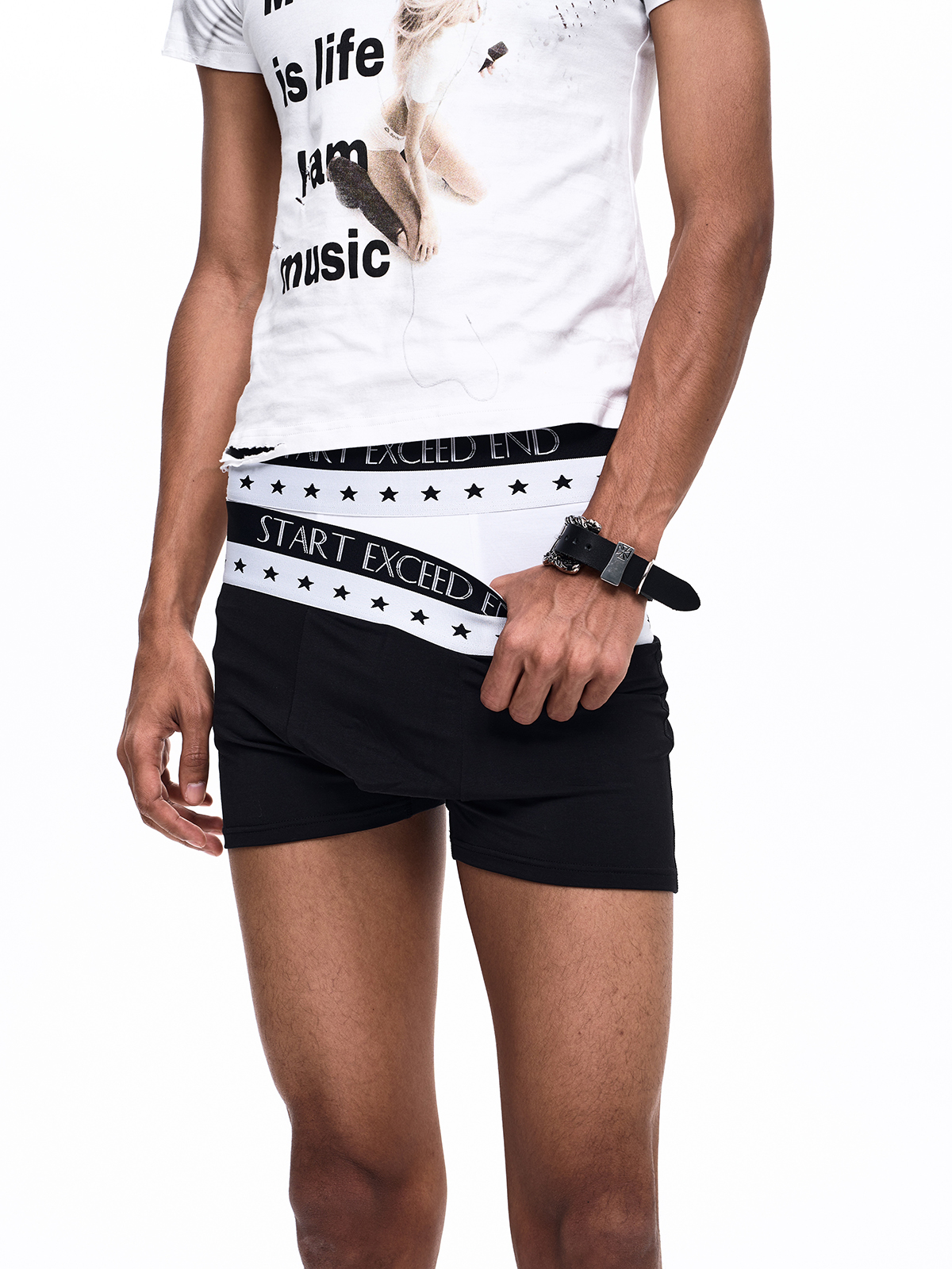 SUBVERSIVE TYPOGRAPHY STAR BOXER BRIEFS-BLACK