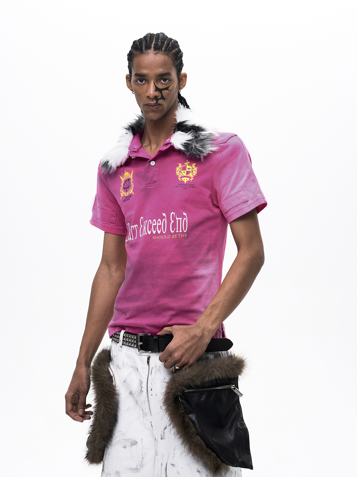 MUD WASH DISTRESSED FUR COLLAR T-SHIRT-ROSE RED