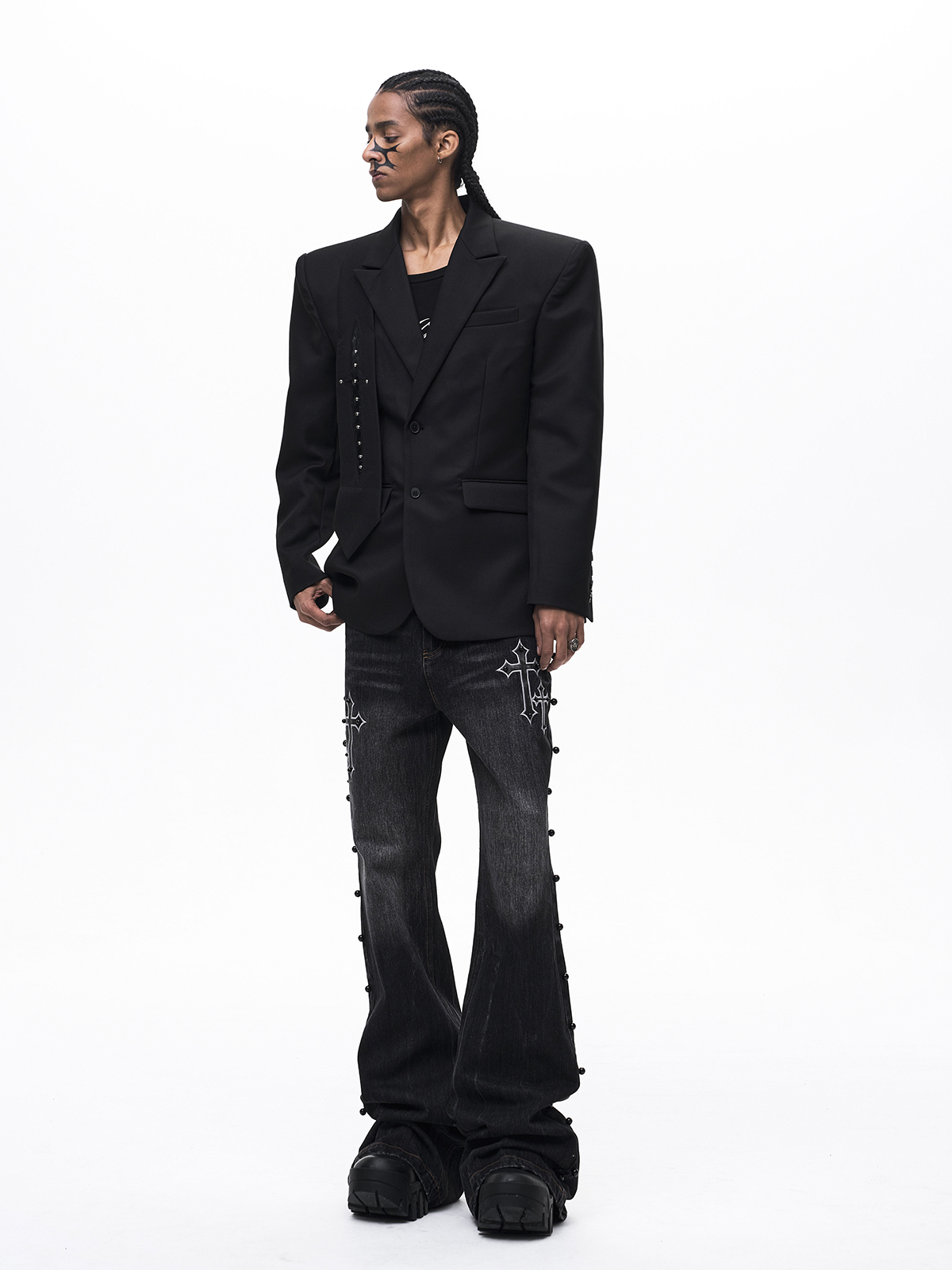 STUDDED CROSS TAILORED BLAZER