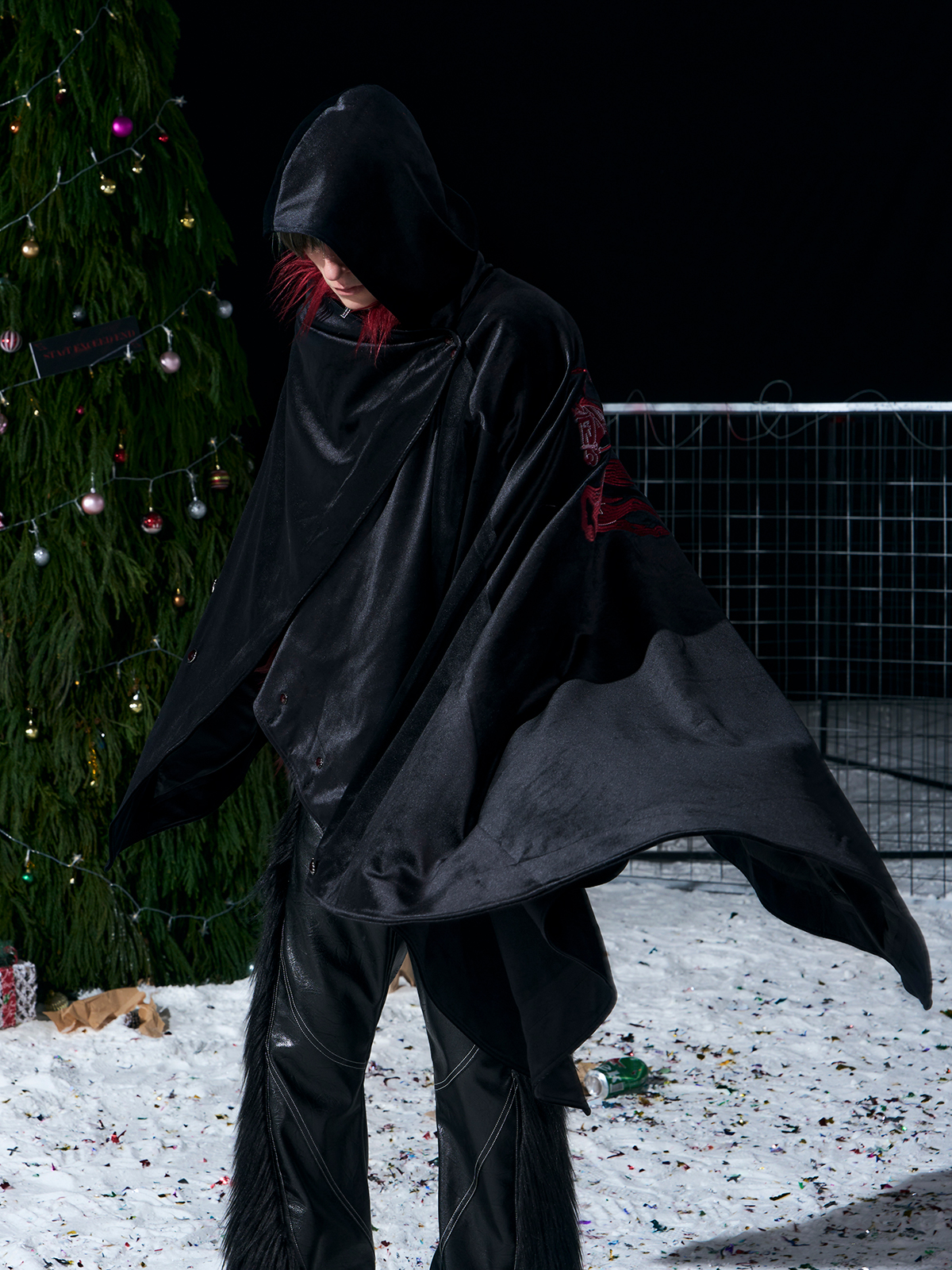 WARHORSE EMBROIDERED VELVET HOODED CLOAK-BLACK