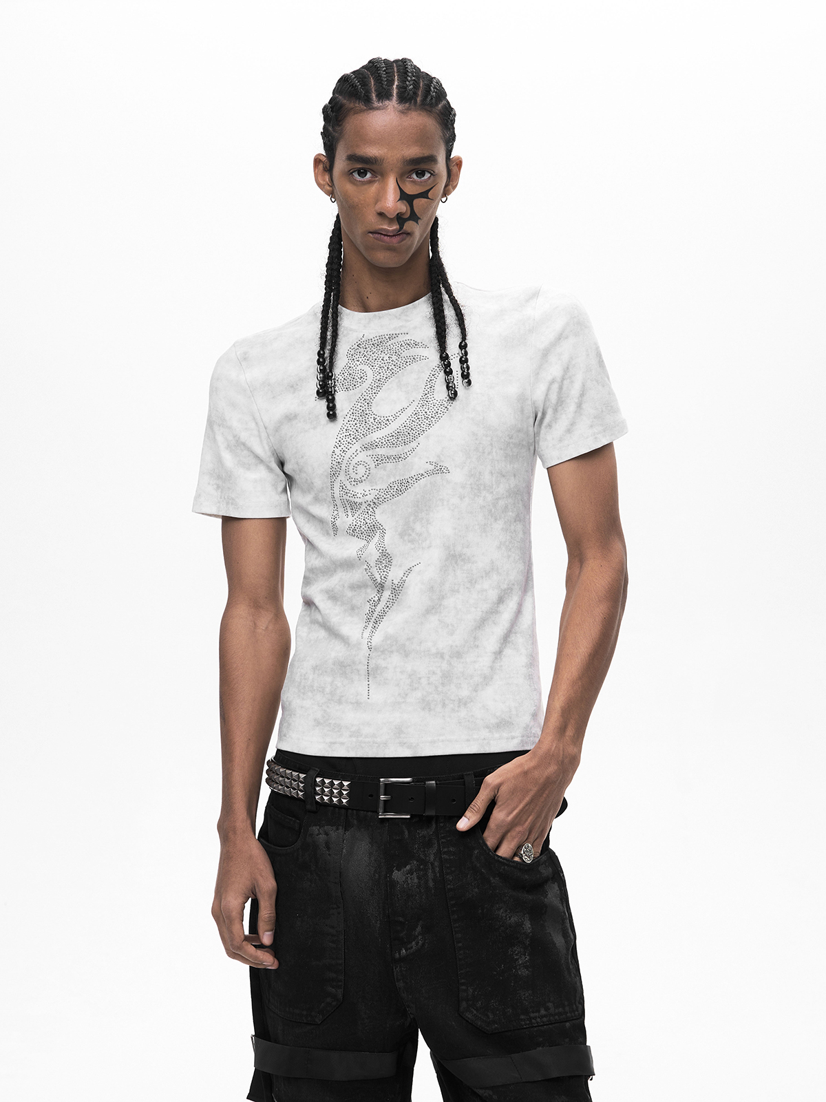 RHINESTONE HORSE DIRTY WASH FITTED TEE