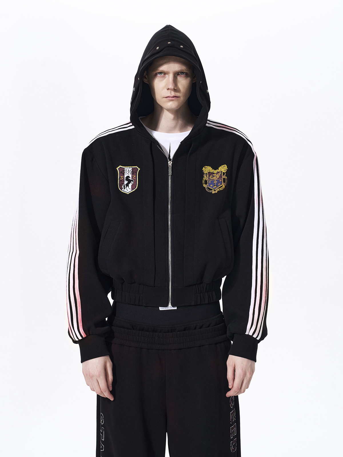 DISTRESSED MOTO BADGE 4-STRIPE TRACKSUIT SET-BLACK