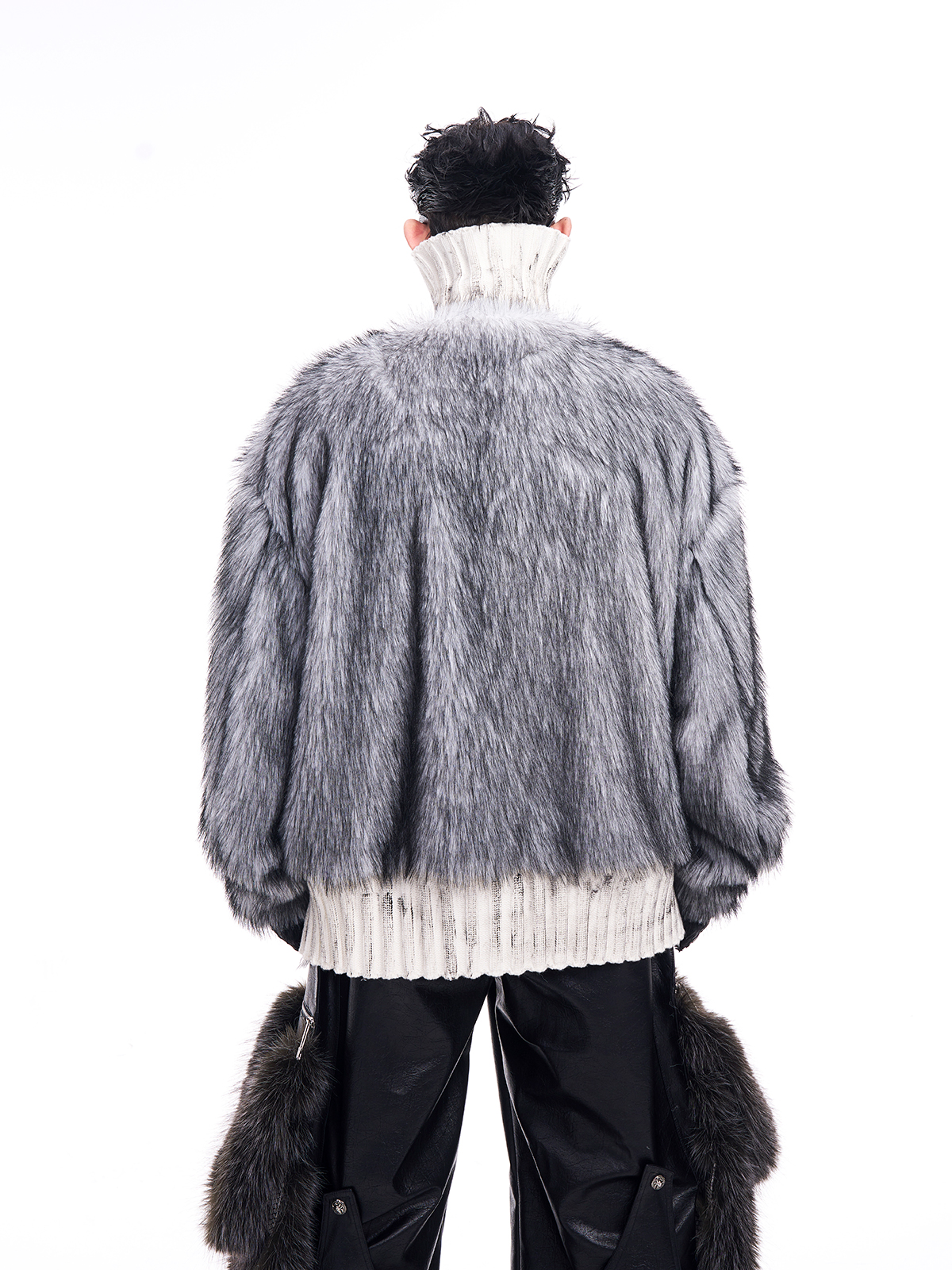 DIRTY WHITE KNIT & SILVER GREY FUR HYBRID PULLOVER-START EXCEED END