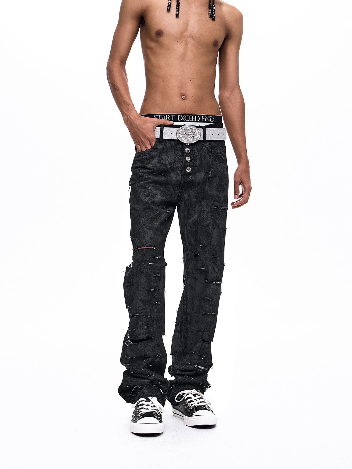 WAXED DISTRESSED 5-BUTTON SLIM STRAIGHT JEANS