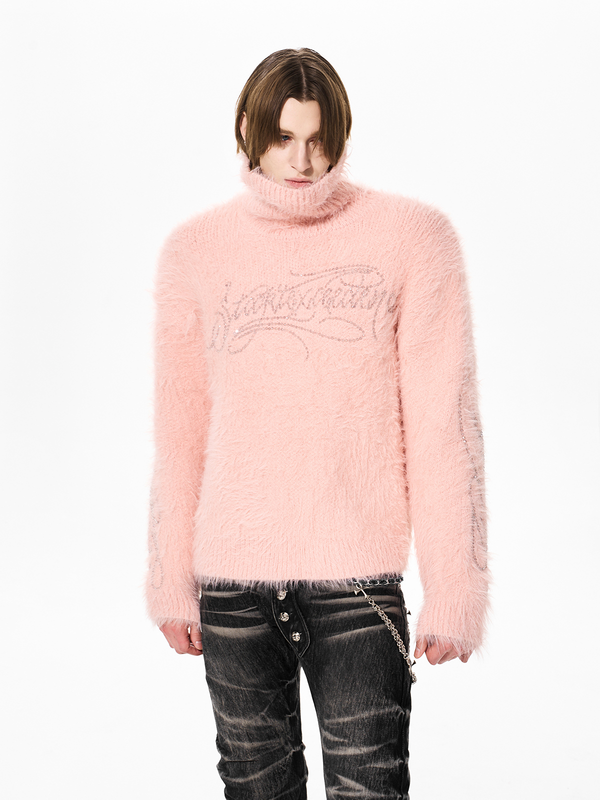 RHINESTONE LOGO FUZZY HIGH NECK KNIT-PINK