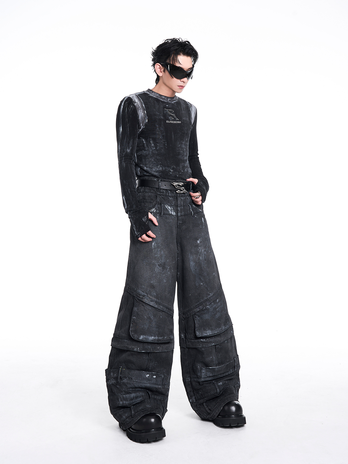 SHADOW ACID WASH MOCK NECK TEE-START EXCEED END