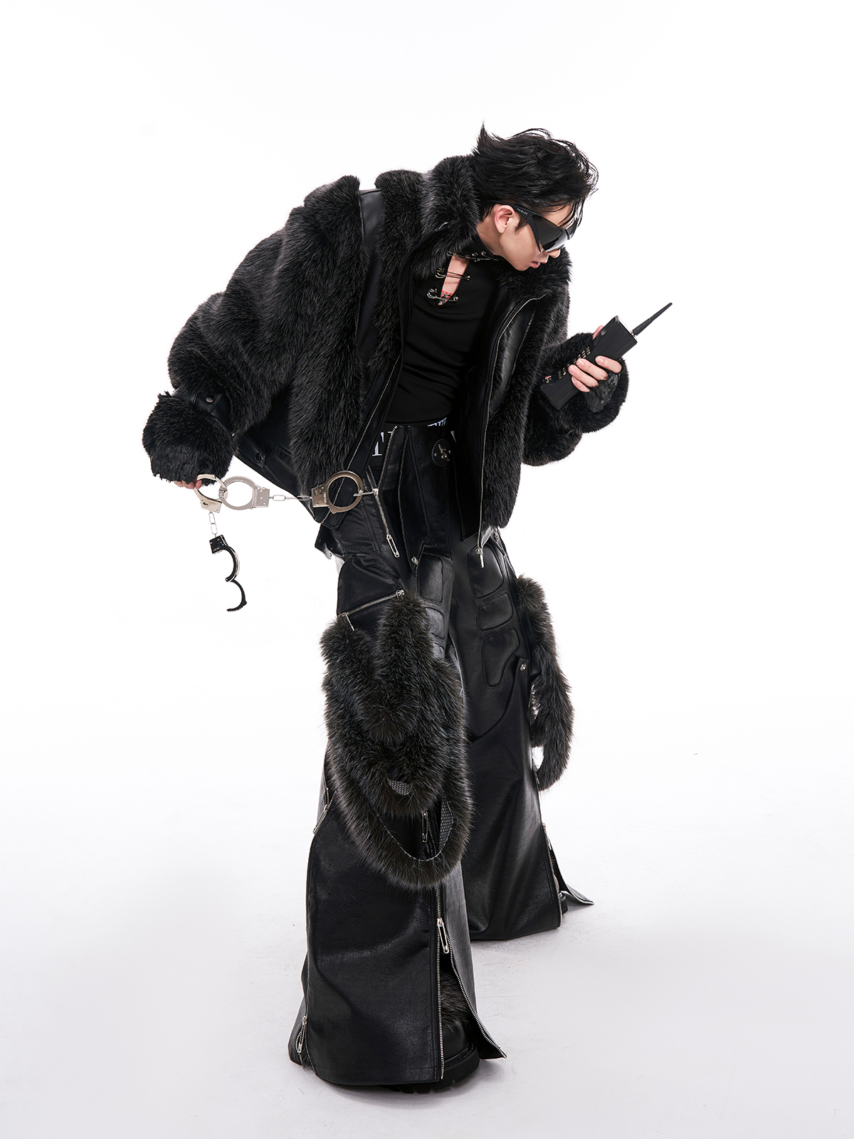 OBSIDIAN STRUCTURAL FUR BOMBER