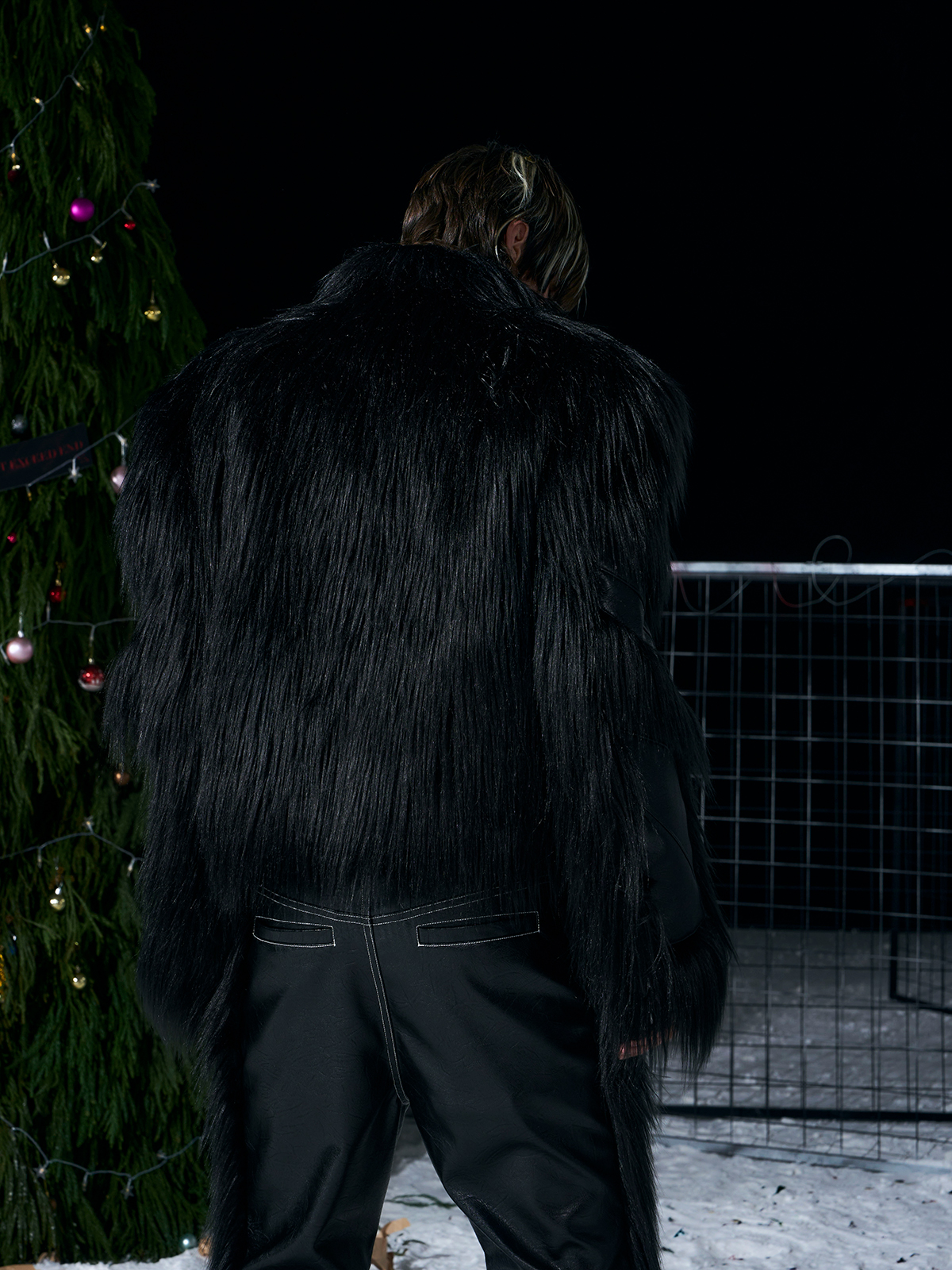 SHAGGY FAUX FUR LEATHER-PANEL CROPPED JACKET-BLACK