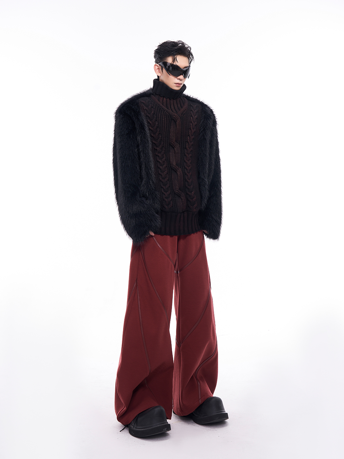 VOID BLACK CABLE KNIT & FUR HYBRID PULLOVER-START EXCEED END