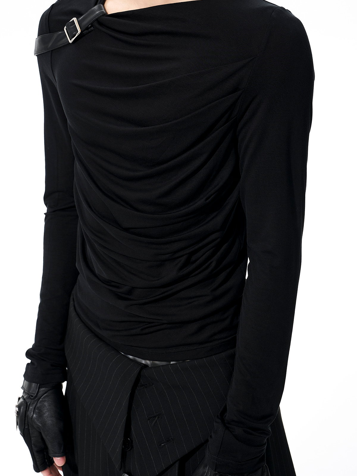 ASYMMETRIC RUCHED BUCKLE STRAP LONG SLEEVE TOP-START EXCEED END