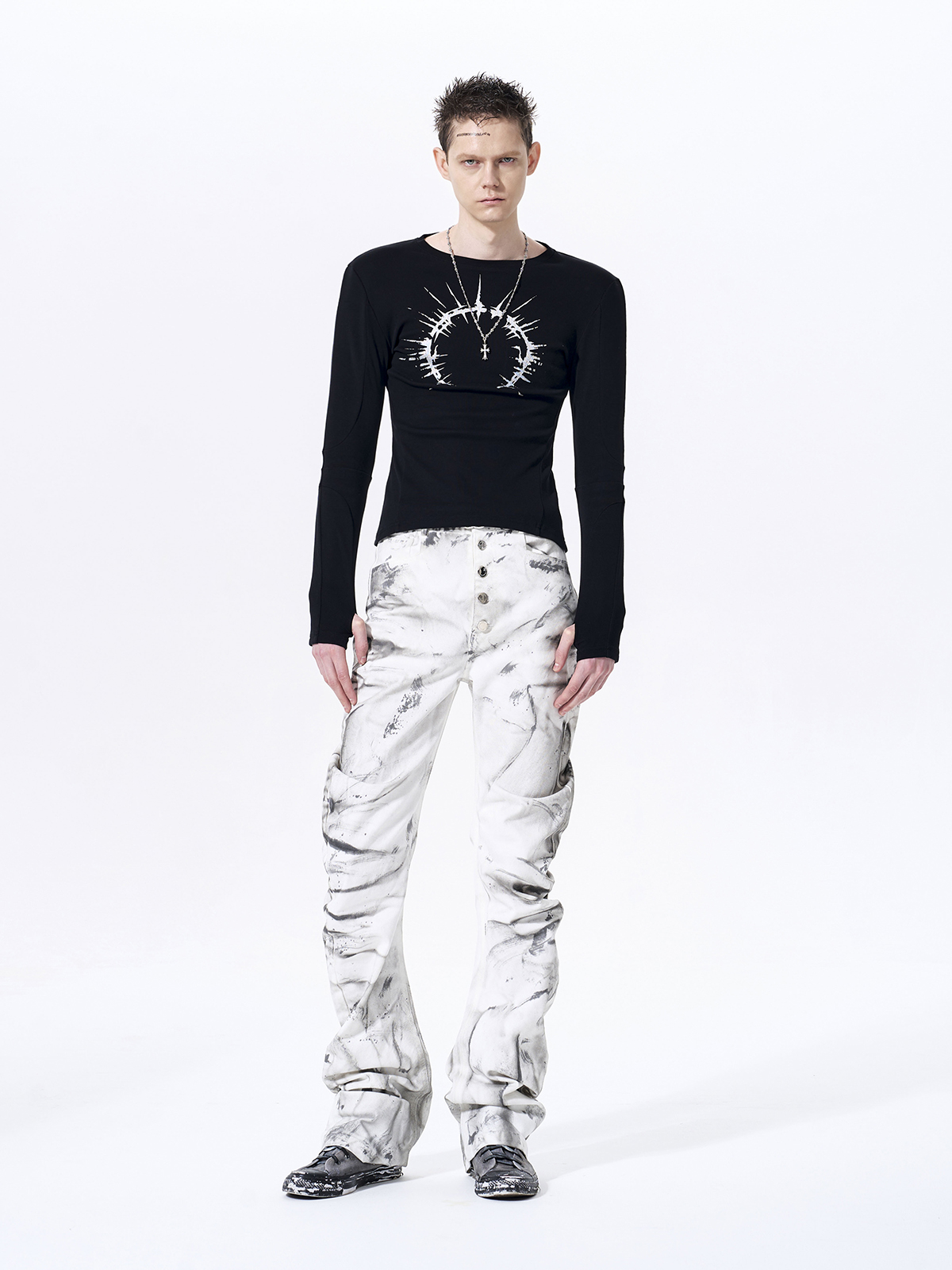 METALLIC HALO GRAPHIC THUMBHOLE LONGSLEEVE-BLACK