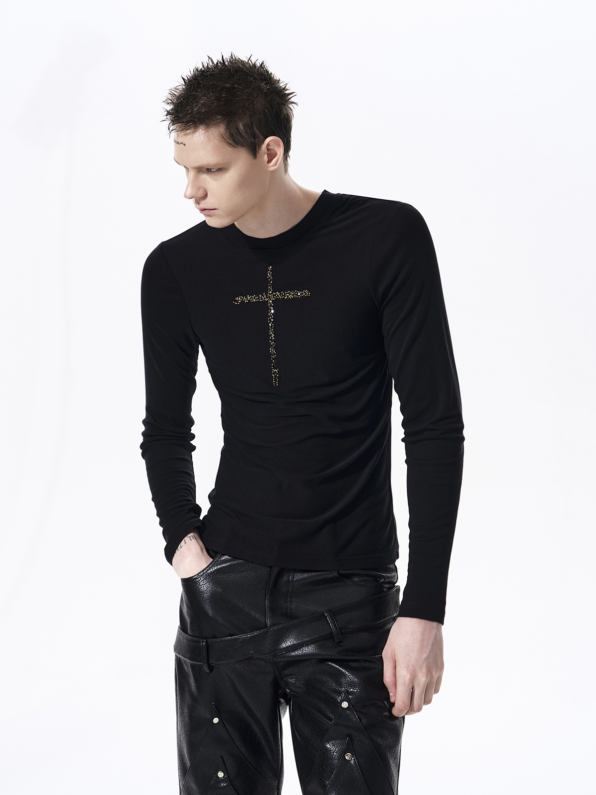 RHINESTONE CROSS LONG SLEEVE TEE