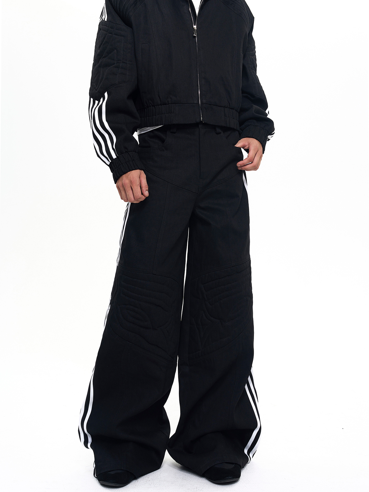 ARCHITECTURAL QUILTED STRUCTURE SET