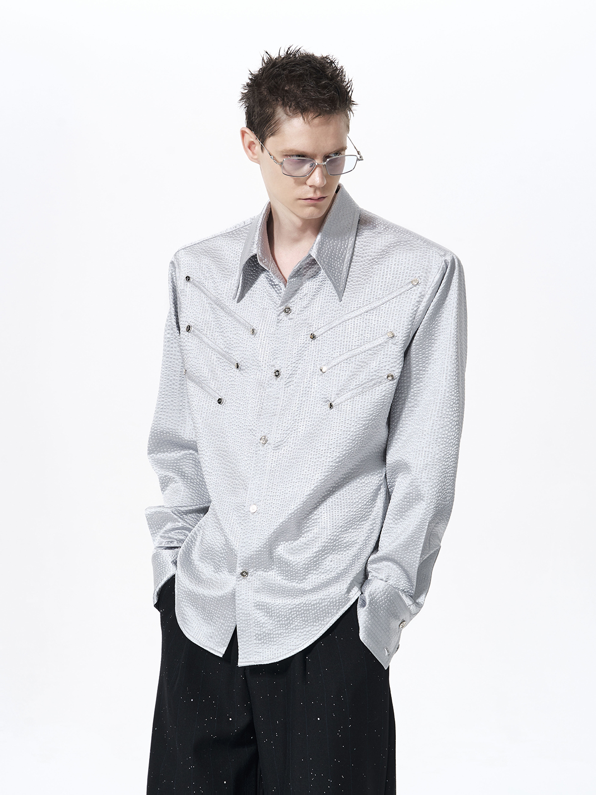 TEXTURED WESTERN HARDWARE SHIRT-SILVER